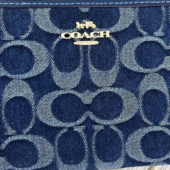 Coach Corner Zip Wristlet In Signature Denim Wallet Bag Purse With Cherry Charm - Picture 5 of 10